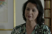 Σασμός: Η Νεκταρία Γιαννουδάκη υποδύεται τη Σοφία, τη μητέρα της Στέλλας