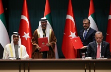 Στα ΗΑΕ ο Ερντογάν επιδιώκοντας ενίσχυση της διμερούς συνεργασίας