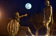 Πανσέληνος του χιονιού: Φωτογραφία από την πανσέληνο του Φεβρουαρίου στην Αθήνα