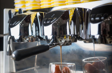 Coffee Qubes. Καφές με παγάκια από καφέ.