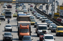 Κίνηση στους δρόμους της Αθήνας