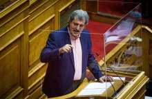 Επίθεση του Παύλου Πολάκη στον πρόεδρο του ΠΑΣΟΚ – ΚΙΝΑΛ, Νίκο Ανδρουλάκη, με αφορμή συνέντευξη του τελευταίου. Η ανάρτηση του βουλευτή του ΣΥΡΙΖΑ στο facebook. 