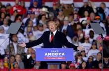 Διαθέσιμη από σήμερα μέσω Apple η εφαρμογή του Ντόναλντ Τραμπ