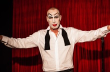 Ο Νικόλας Βαγιονάκης.