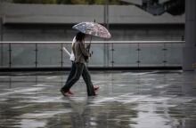 Καιρός αύριο: Βροχές σε Αττική, Θεσσαλονίκη – «Πέφτει» η θερμοκρασία