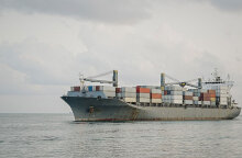 Η Βρετανία δεν επιτρέπει σε ρωσικά πλοία να προσεγγίζουν τα λιμάνια της