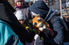 Πόλεμος στην Ουκρανία: Τουλάχιστον 500.000 πρόσφυγες έχουν καταγραφεί από την Ύπατη Αρμοστεία του ΟΗΕ.