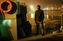 Ουκρανός στρατιώτης στη Μαριούπολη της Ουκρανίας