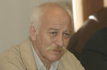 Πέθανε ο Χρόνης Μπότσογλου