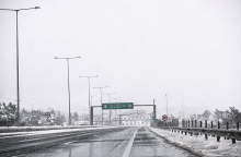 Χιόνια στην Εθνική Οδό Αθηνών - Λαμίας