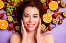 Πώς επηρεάζει η διατροφή το δέρμα μας