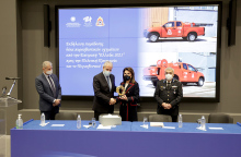 Επιτροπή «Ελλάδα 2021»: Δωρεά 10 υδροφόρων οχημάτων σε Πολιτική Προστασία και Πυροσβεστική