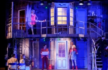 "Το σώσε" του Μάικλ Φρέιν στο θέατρο Παλλάς