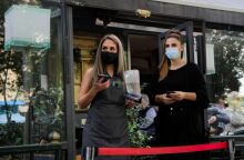 Κορωνοϊός - Μαγιορκίνης: Ανοιχτό το ενδεχόμενο να καταργηθεί το πιστοποιητικό εμβολιασμού πριν το Πάσχα.