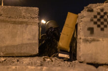 Ουκρανός ελεύθερος σκοπευτής στο Κίεβο