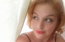 Η ποιήτρια Ελένη Τζατζιμάκη