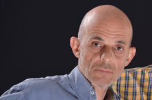 Ο φωτορεπόρτερ Νίκος Γιακουμίδης