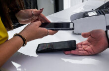 Πριν από το Πάσχα η κατάργηση πιστοποιητικού εμβολιασμού για τον κορωνοϊό