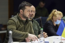 Ουκρανία: Ο Ζελένσκι επιμένει για τη συνάντηση με τον Πούτιν