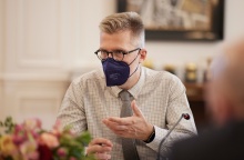 Ο υπουργός Επικρατείας, Άκης Σκέρτσος