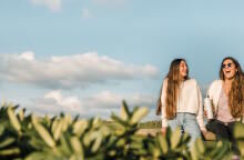 Συμβουλές για μια πιο οικολογική, βιώσιμη και οικονομική ρουτίνα ομορφιάς - Η ατομική συμβολή μας στον περιορισμό της κλιματικής κρίσης και της εξοικονόμησης ενέργειας.