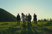 Sugar For the Pill: Συνέντευξη με την μπάντα για το άλμπουμ τους Wanderlust, που κυκλοφορεί από την Shelflife Records και τη Make Me Happy records.