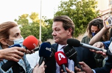 Ο δικηγόρος Απόστολος Λύτρας σε δηλώσεις του στα τηλεοπτικά συνεργεία