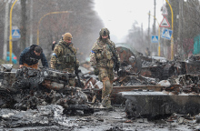 Πόλεμος στην Ουκρανία: Ουκρανοί στρατιώτες στην πόλη Μπούκα