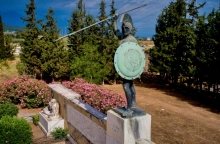 Θερμοπύλες, το άγαλμα του Λεωνίδα