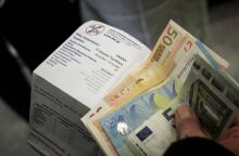 Κώστας Σκρέκας: «Θα συνεχίσουμε να επιδοτούμε τους λογαριασμούς για όσο διαρκεί η ενεργειακή κρίση»