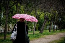 Καιρός: Βροχές και πτώση της θερμοκρασίας τη Μεγάλη Δευτέρα