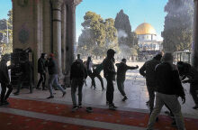 Ισραήλ: Οι ταραχές στην Πλατεία των Τζαμιών κλονίζουν την κυβέρνηση συνασπισμού του Ναφτάλι Μπένετ	