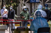 Καθηγητής Γαλιατσάτος για Σαγκάη: Ελπίζω να μην μας κρύβουν κάτι