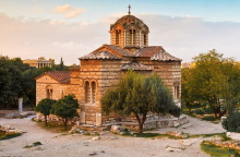 Παλαιότερη φωτογραφία των Αγίων Αποστόλων.