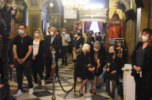 Άγιος Παντελεήμονας: Μπήκε στην εκκλησία, άρπαξε το μικρόφωνο και έψαλε από το Κοράνι