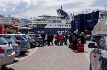 Πάσχα στο χωριό μετά από δυο χρόνια: Αυξημένη η κίνηση στα λιμάνια