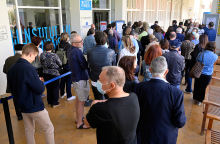 Γαλλικές εκλογές: Μικρότερη ως τώρα η συμμετοχή στον β’ γύρο