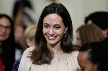 Στην Ουκρανία η Αντζελίνα Τζολί