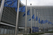 Κομισιόν: Θα υποβάλει προς έγκριση το έκτο πακέτο κυρώσεων κατά της Μόσχας