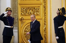 Ουκρανία: Ο Πούτιν ζήτησε από τον Μακρόν να σταματήσει να προμηθεύει η Δύση όπλα