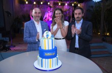 James Curwen, Σταυριάνα Κύρκου, Γιάννης Πανόπουλος