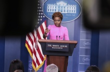 Καρίν Ζαν Πιέρ: Η νέα εκπρόσωπος του Λευκού Οίκου