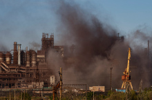 Πόλεμος στην Ουκρανία: Περίπου 100 οι άμαχοι που παραμένουν στην Azovstal