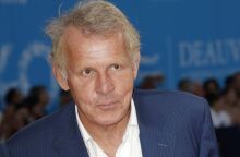 Γαλλία: Ο παρουσιαστής-βεντέτα Πατρίκ Πουάβρ ντ'Αρβόρ κατηγορείται για βιασμούς 