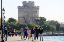 Κορωνοϊός: Ξανά στο πορτοκαλί το ιικό φορτίο στα λύματα της Θεσσαλονίκης