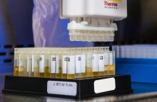 Νέο τεστ ανιχνεύει τα αντισώματα του κορωνοϊού στα ούρα και όχι στο αίμα