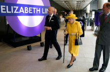 Η βασίλισσα Ελισάβετ πήγε στο Μετρό του Λονδίνου