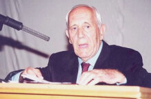 Ο χειρούργος και βουλευτής Ορέστης Παπαστράτης πέθανε σε ηλικία 97 ετών