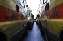 Με ασθενοφόρο του ΕΚΑΒ μεταφέρθηκε το μωρό που σκοτώθηκε σε τροχαίο στην Ελασσόνα