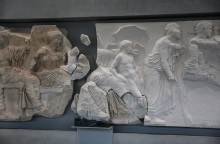 Απόδοση του παρθενώνειου "θραύσματος Fagan" από το Μουσείο Antonino Salinas του Παλέρμο στο Μουσείο Ακρόπολης,